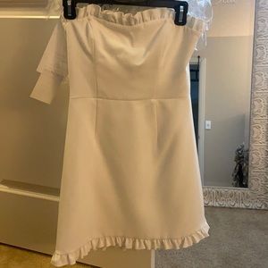 White local boutique strapless dress